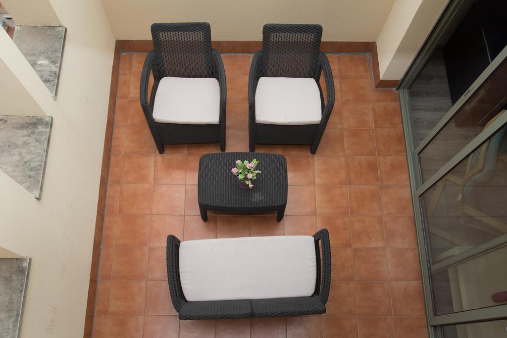 Letsgo Paseo De Gracia Apartment Barcelona Exterior photo