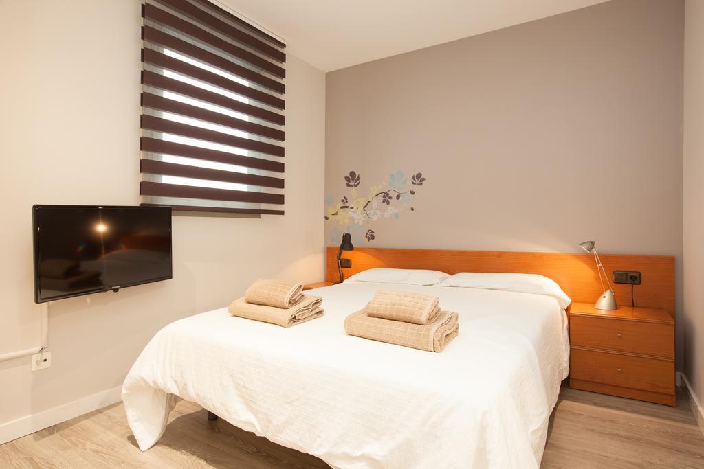 Letsgo Paseo De Gracia Apartment Barcelona Exterior photo